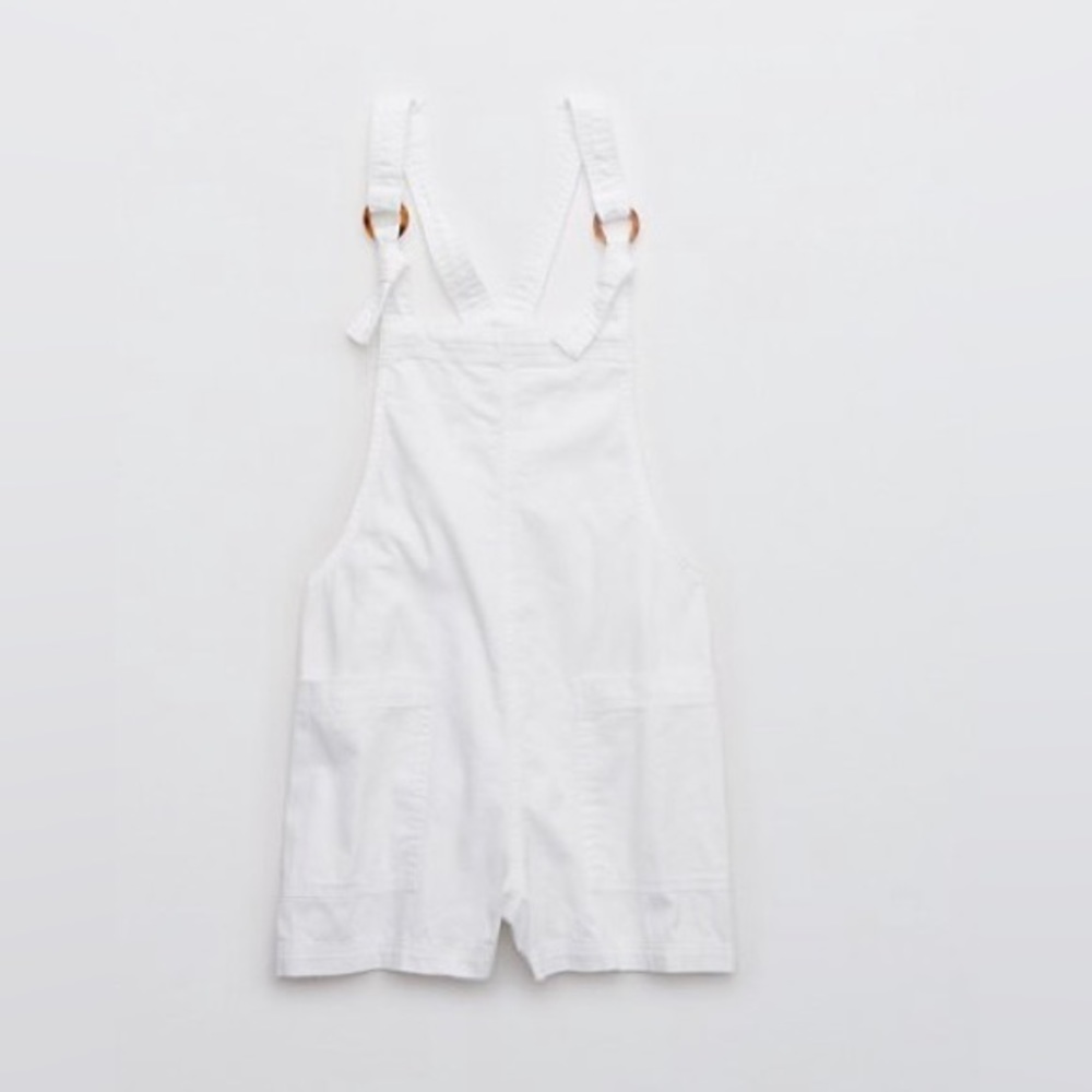 Aerie Beach Shortall